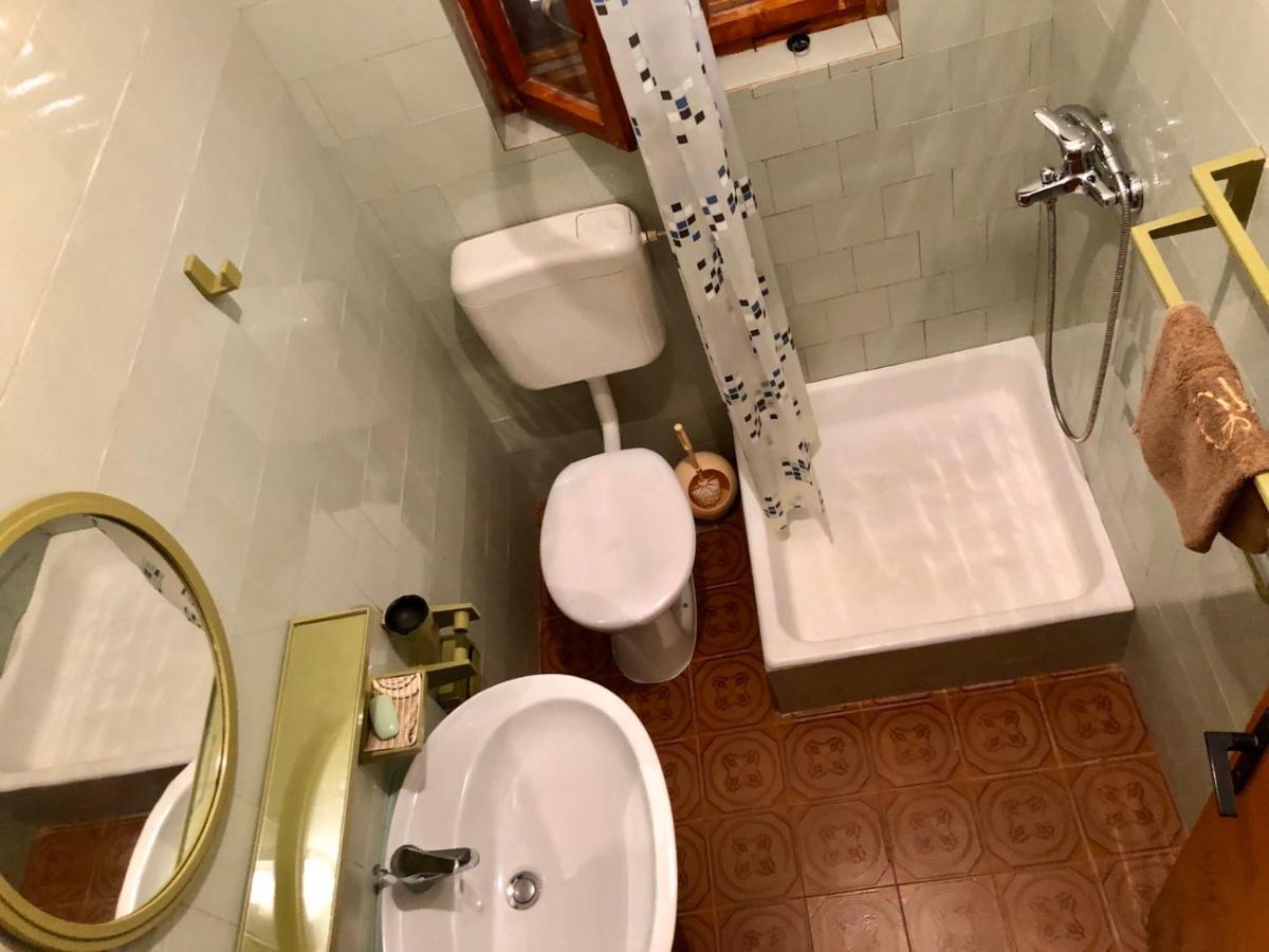 Apartman Dolores คูชิสเต ภายนอก รูปภาพ