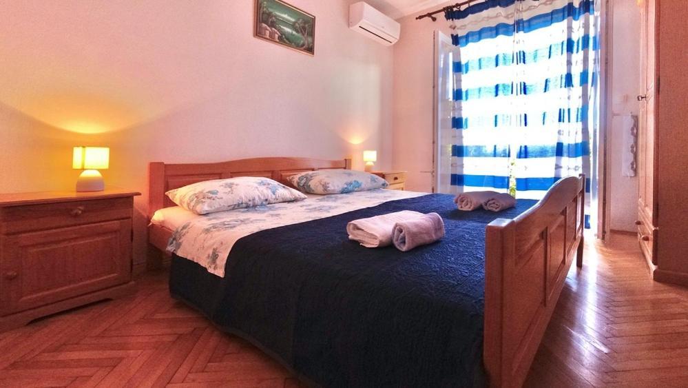 Apartman Dolores คูชิสเต ภายนอก รูปภาพ