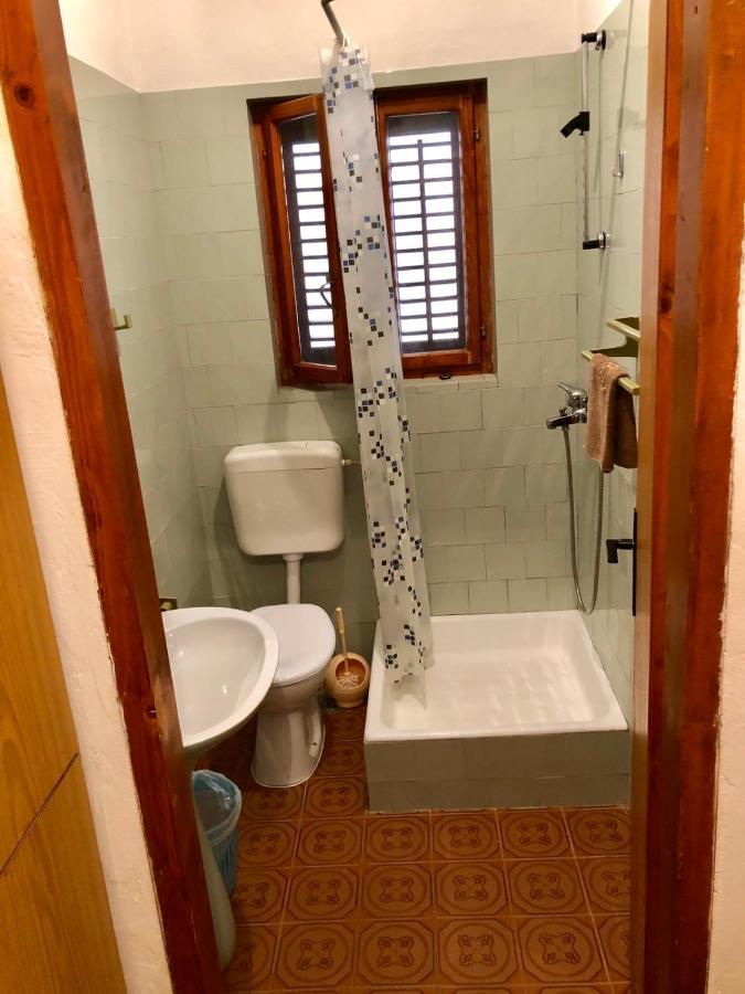 Apartman Dolores คูชิสเต ภายนอก รูปภาพ